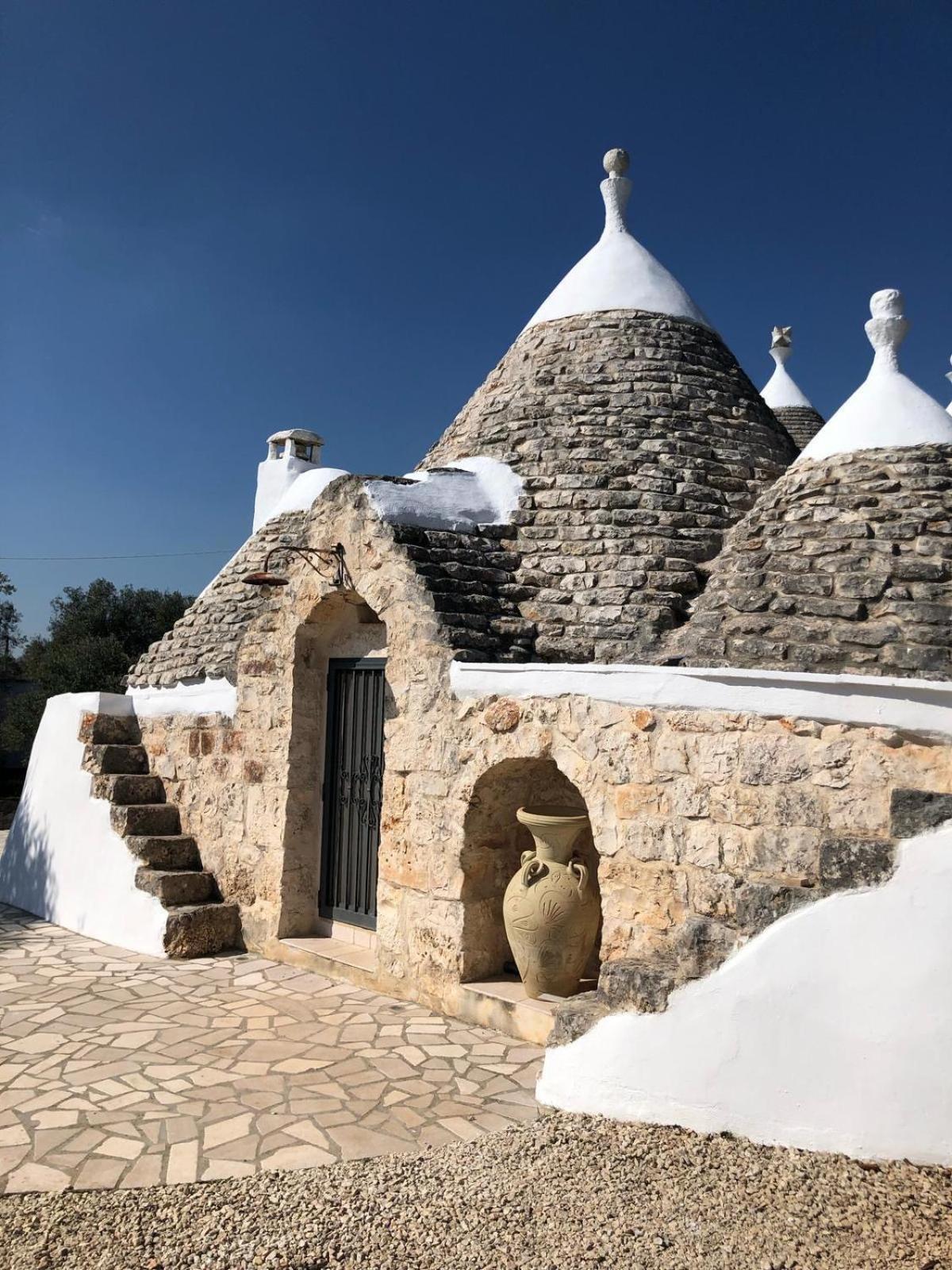 Trullo Terra Di Alix Villa Ostuni Luaran gambar